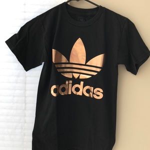 Adidas tshirt